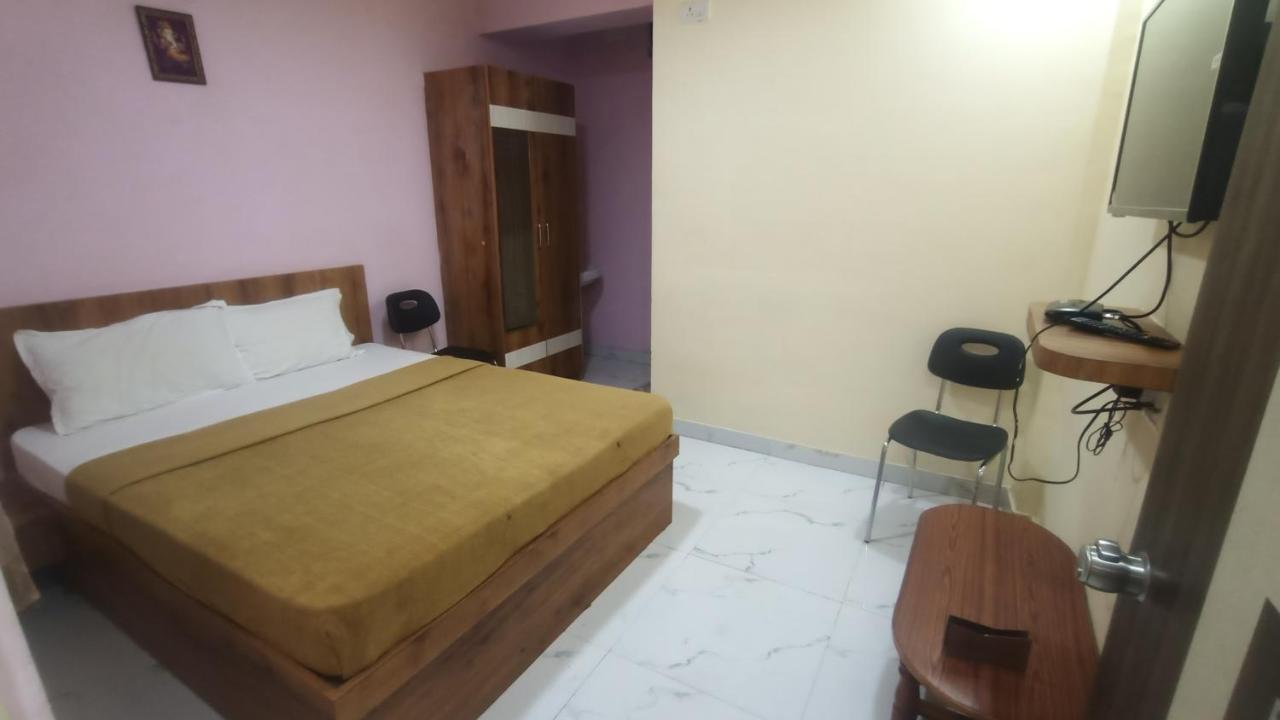 Mandara Comforts Hotel Bangalore Exterior foto